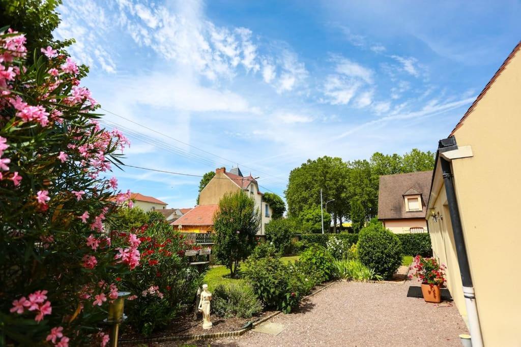 Вілла F3 80 M2 Longere Plain Pied Au Centre Auxonne. Екстер'єр фото