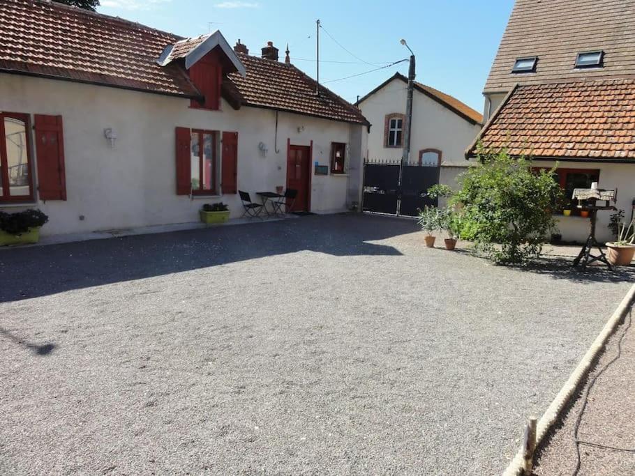 Вілла F3 80 M2 Longere Plain Pied Au Centre Auxonne. Екстер'єр фото
